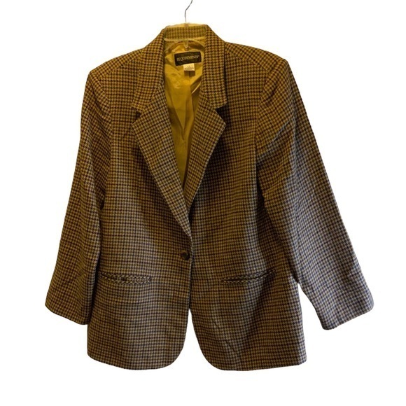 Requirements Jacket - Picture 1 of 7